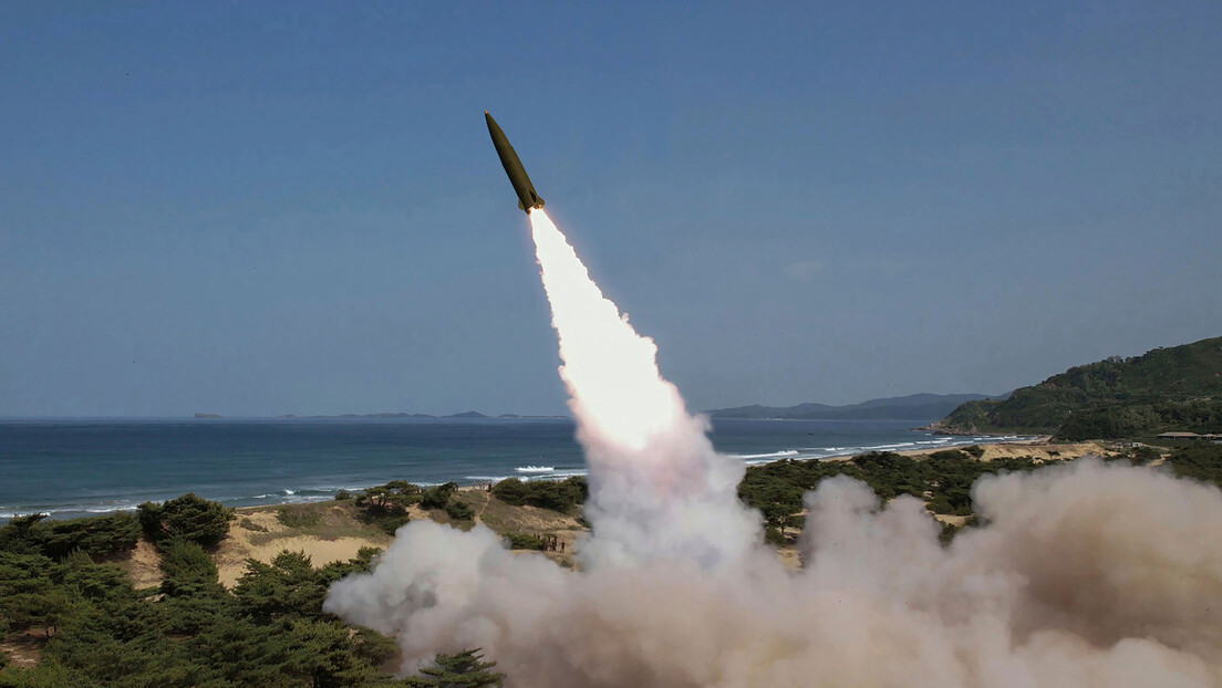 Severna Koreja testirala balističku raketu sa novim sistemom navođenja