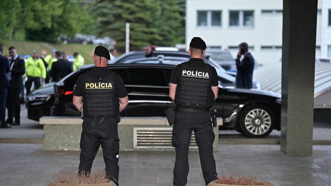Словачка полиција проверава теорију да атентатор на Фица није деловао сам