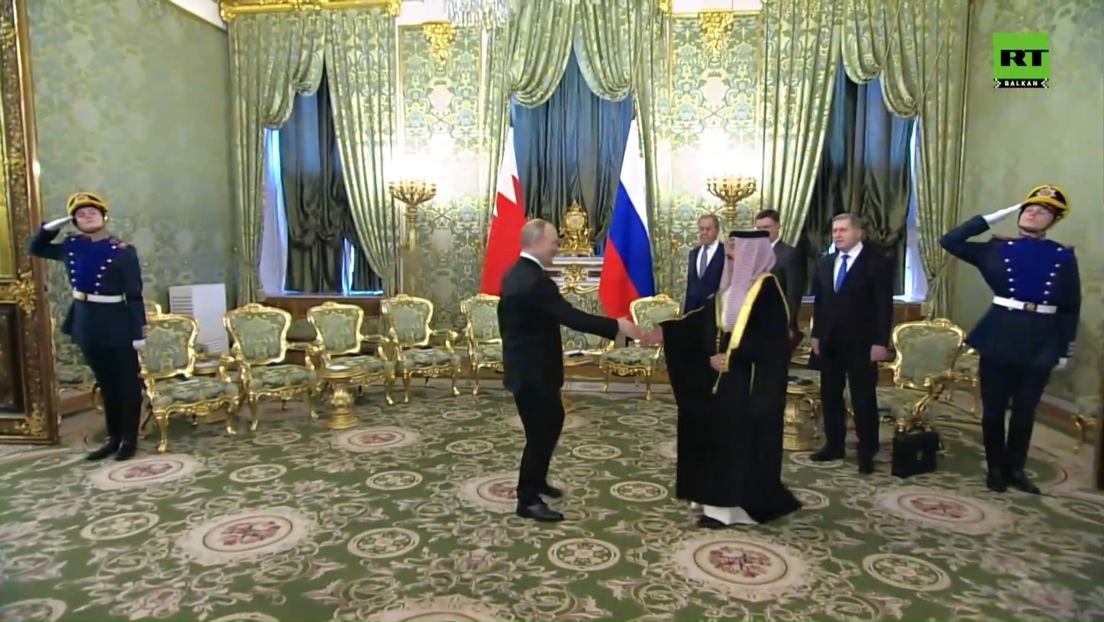 Ел Халифа позвао Путина на мировну конференцију о Блиском истоку: Добри односи Бахреина и РФ (ВИДЕО)