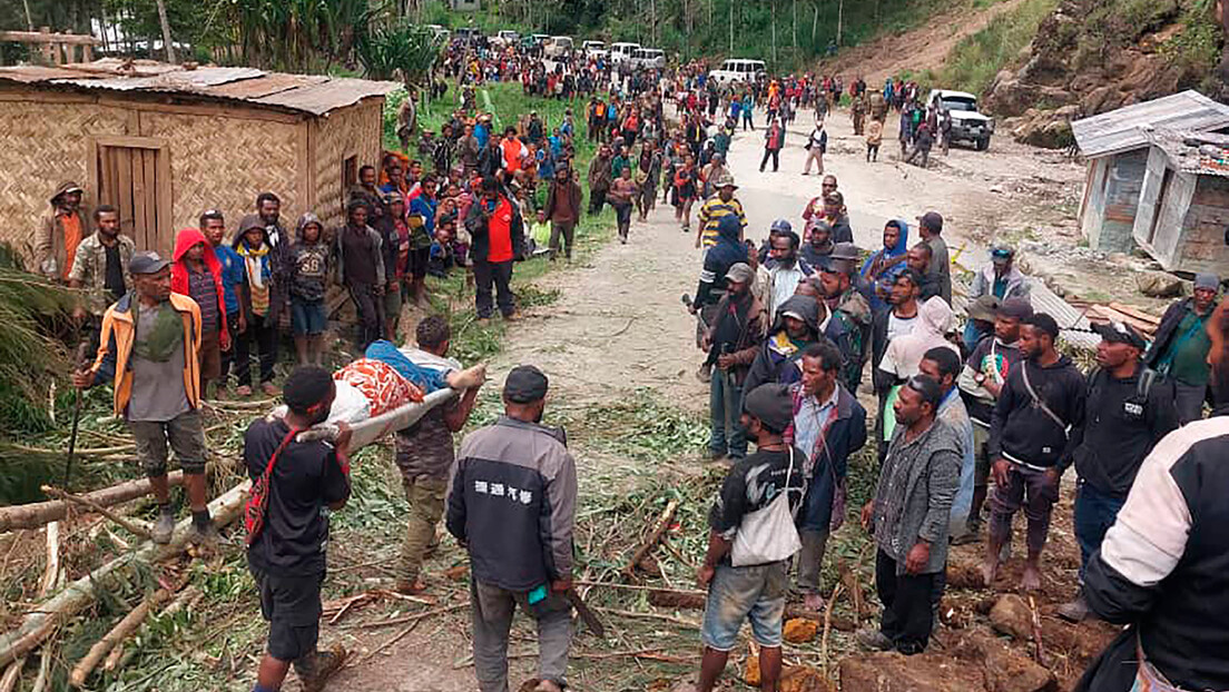 Клизиште у Папуа Новој Гвинеји: Затрпано више од 2.000 људи (ВИДЕО)