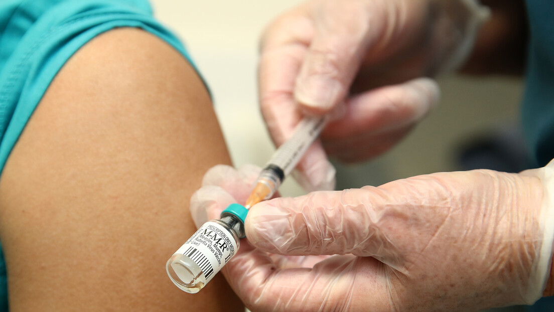 САД и ЕУ се припремају за масовну вакцинацију против птичјег грипа