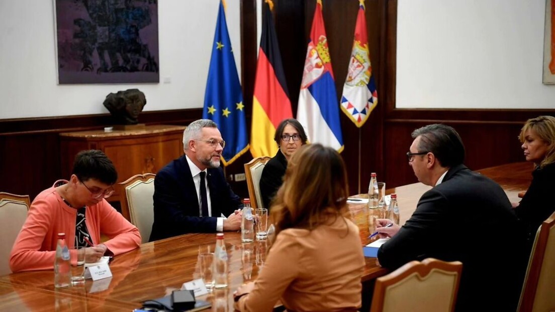 "Veoma težak razgovor": Vučić sa šefom spoljnopolitičkog odbora Bundestaga