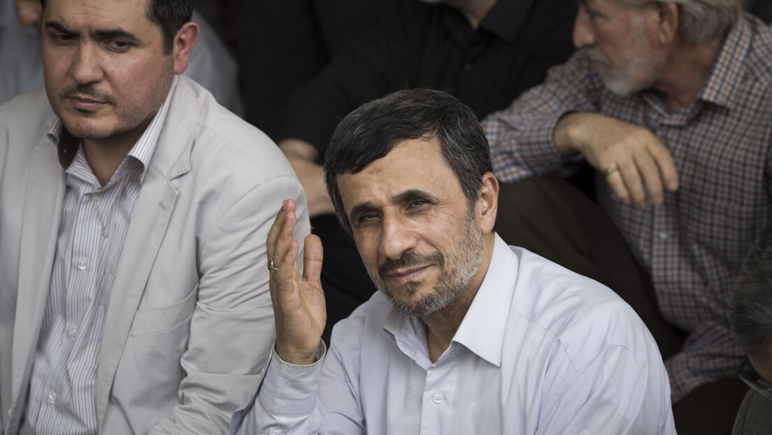 Ирански медији: Бивши ирански председник Ахмадинеџад кандидоваће се за председничке изборе