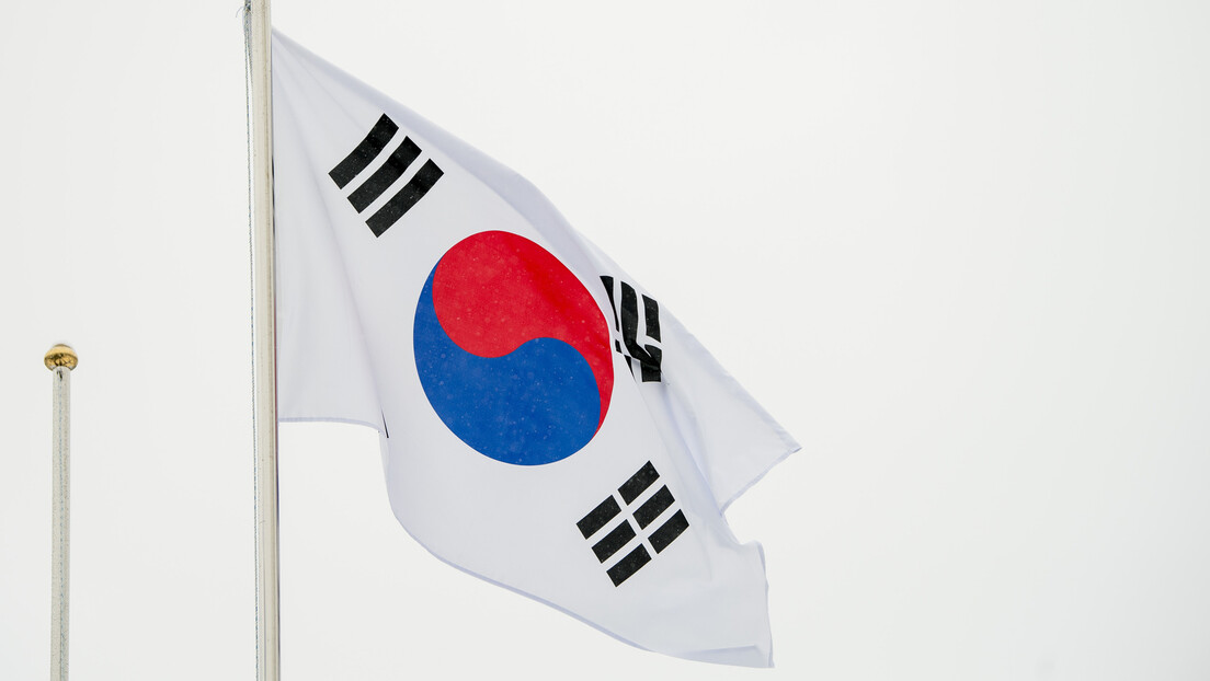 Osveta zbog provokacije balonima: Seul suspenduje međukorejski vojni sporazum sa Pjongjangom