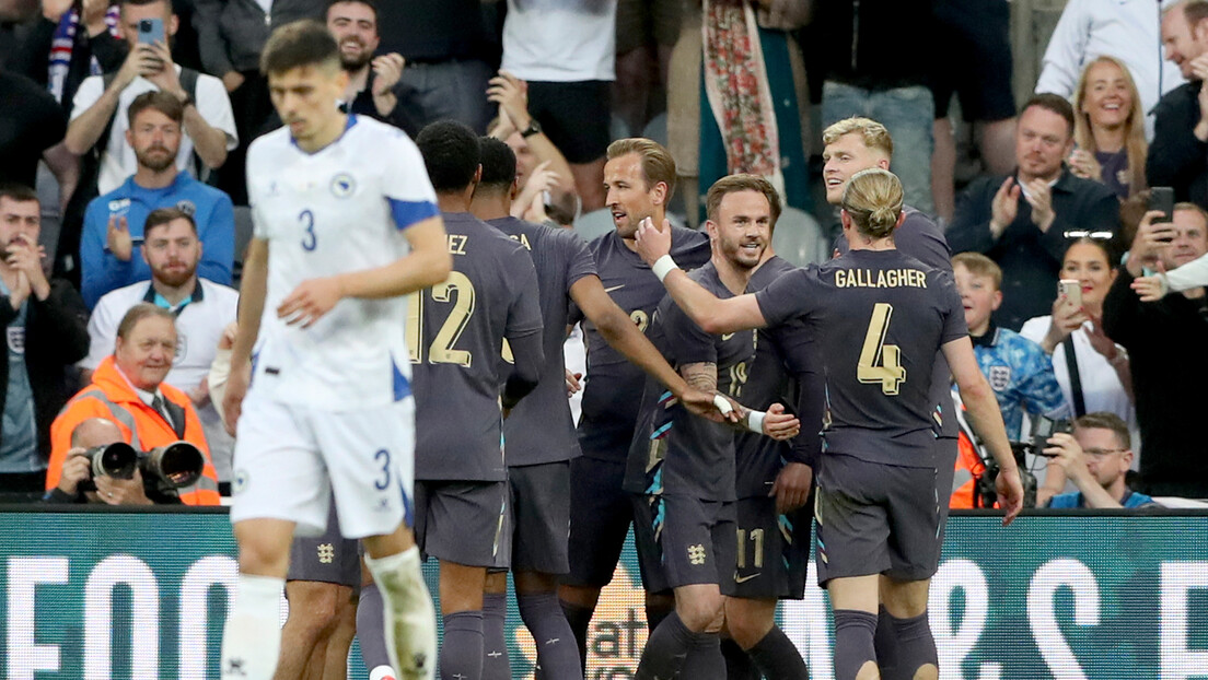 Engleska ubedljivom pobedom započela pripreme za Srbiju