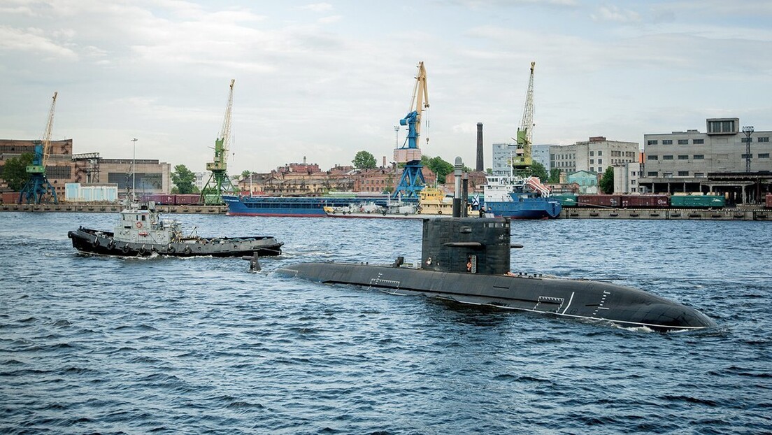 Baltička flota RF dobija novu "ladu": Podmornica "Velikije Luki" ulazi u upotrebu do kraja 2024.
