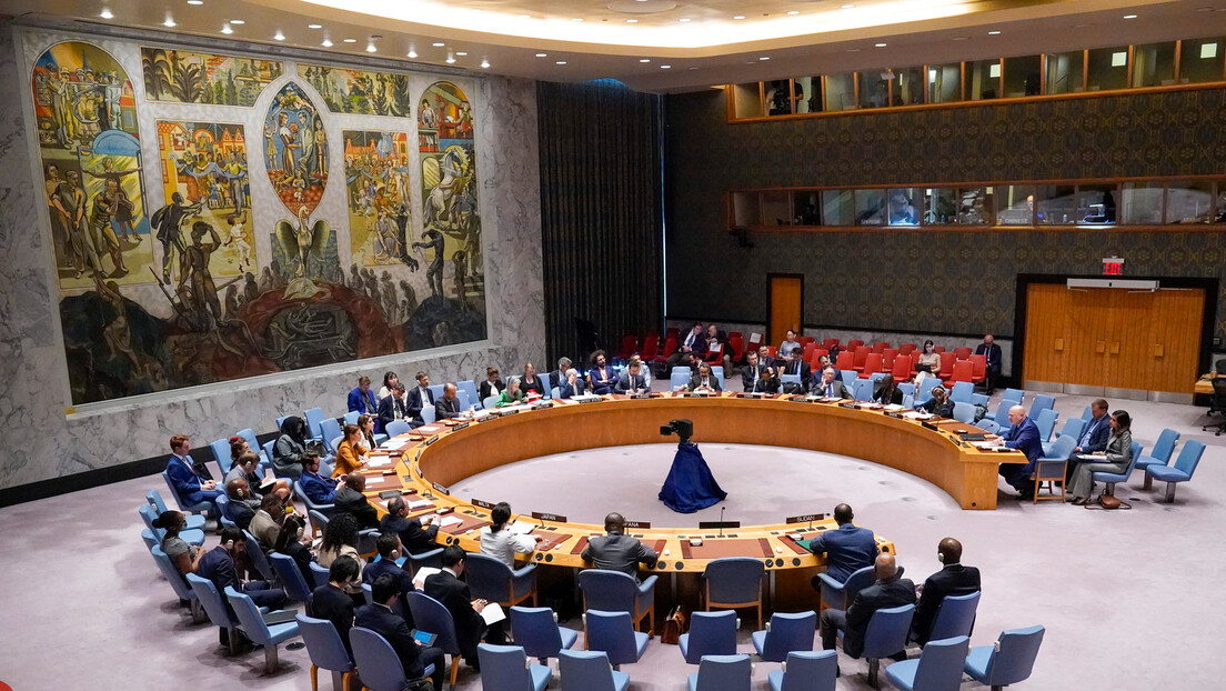 Москва тражи седницу СБ УН због дозволе Запада да Украјинци гађају територију Русије