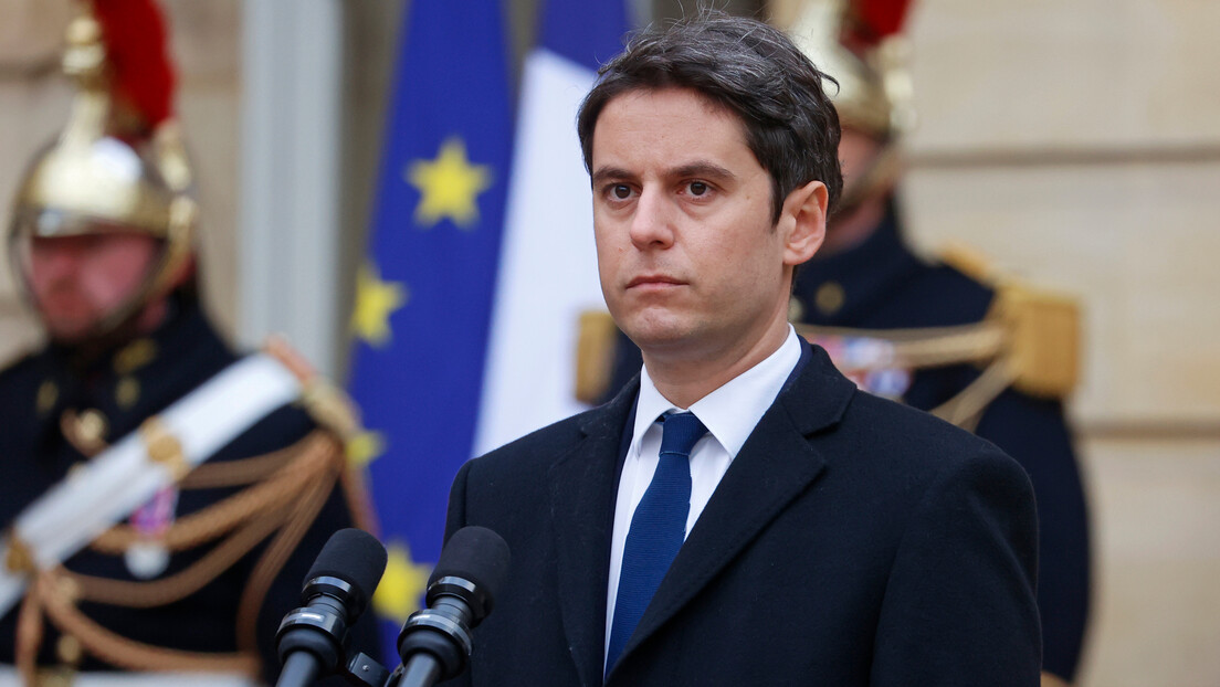 Француски премијер: Не планирамо да шаљемо војску у Украјину