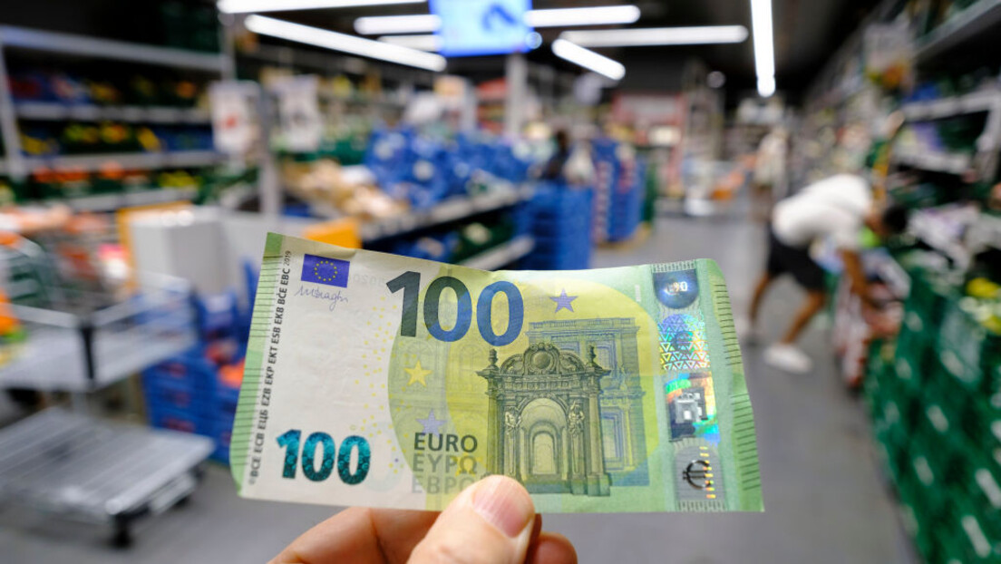 Упозорење Министарства финансија: Појавили се лажни позиви за пријаву за доделу помоћи од 100 евра