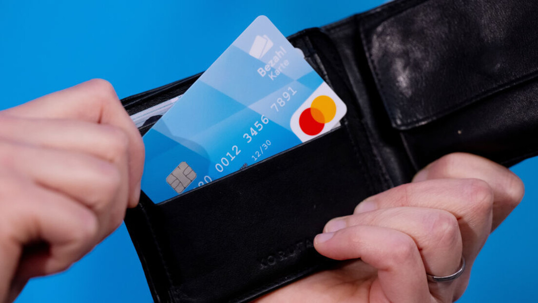 Прорадило плаћање платним картицама: Решен проблем са ПОС терминалима