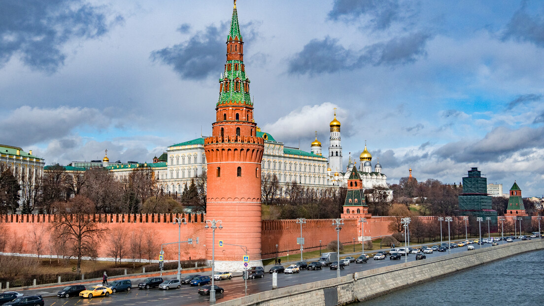 Кремљ: Макрон демонстрира апсолутну подршку Кијеву