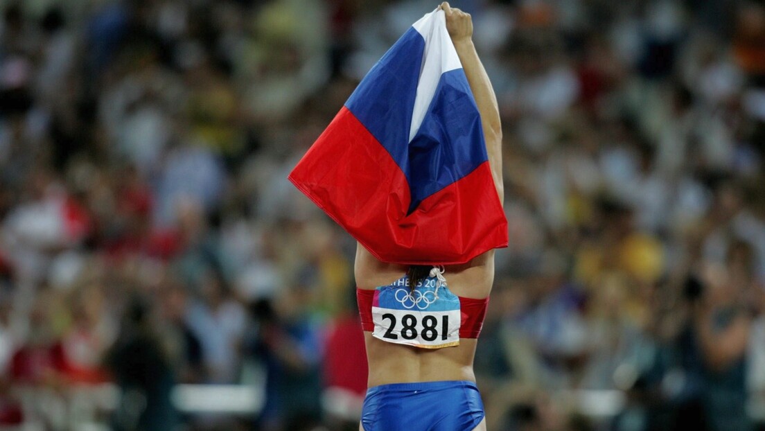 U Parizu sve spremno za Olimpijske igre – uz fotografije Isinbajeve sa ruskom zastavom!