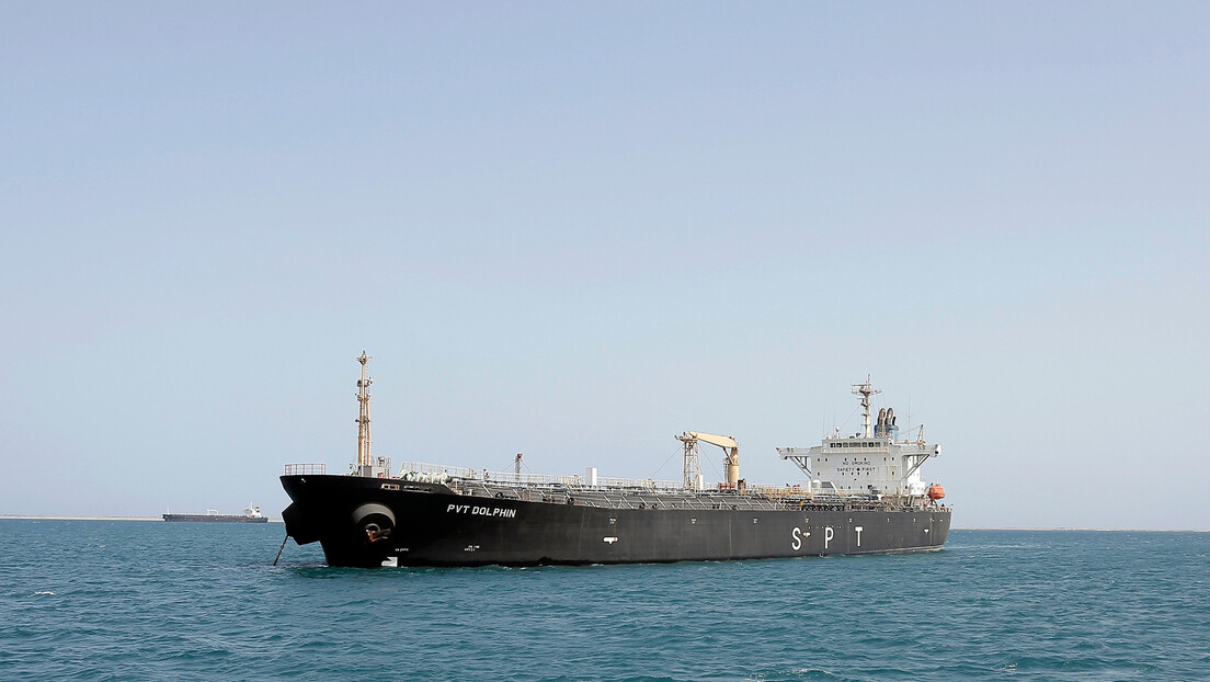Huti ponovo napali brodove u Adenskom zalivu: Dva plovila se zapalila, nema povređenih