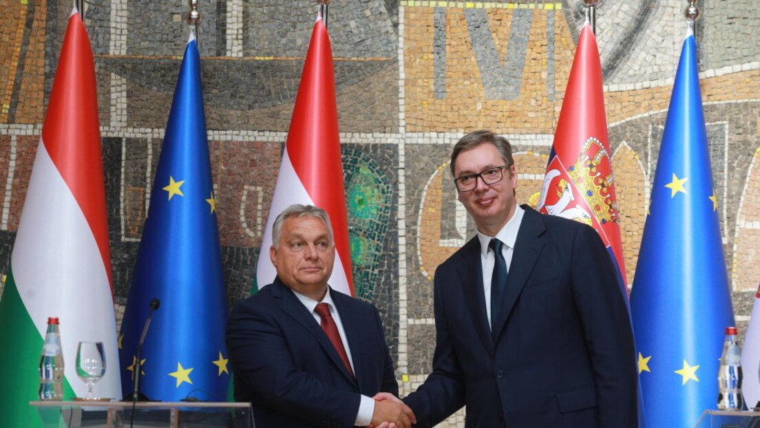 Vučić razgovarao sa Orbanom: Čestitao sam mu još jednu pobedu koju je ostvario u Mađarskoj