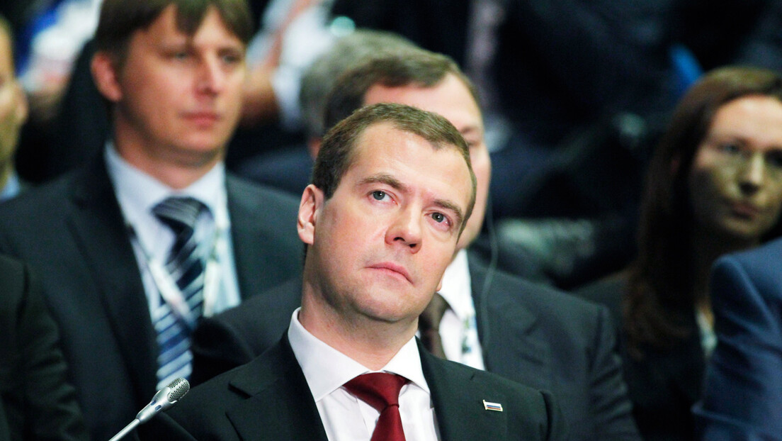 Medvedev o novim sankcijama: Oko za oko – zub za zub!
