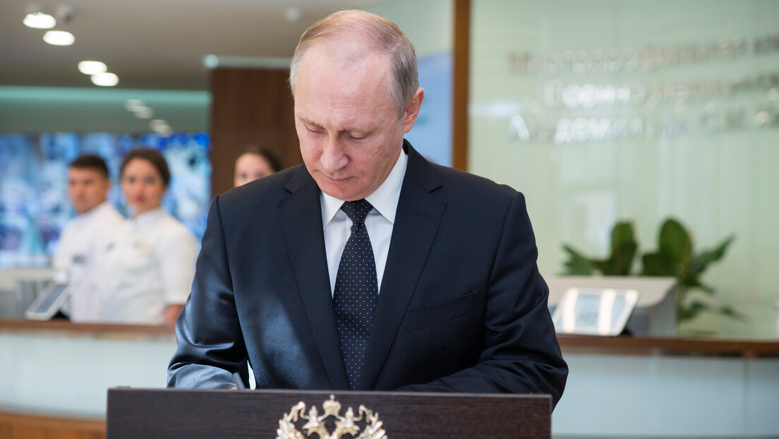 Шта значи Путинов потпис на протоколе о реструктурирању дугова Србије