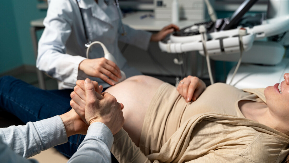 Epiduralna anestezija smanjuje rizik od komplikacija posle porođaja