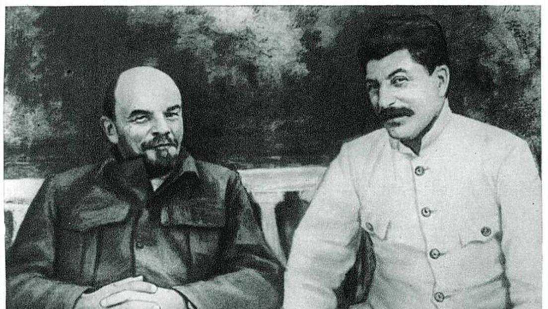 Стаљин и "фотошоп": Како су по наређењу вожда брисани људи са култних фотографија