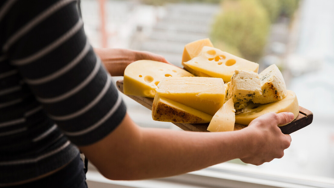 Više sira, više sreće: Ako jedete sir, bićete srećniji i duže ćete živeti, kaže studija