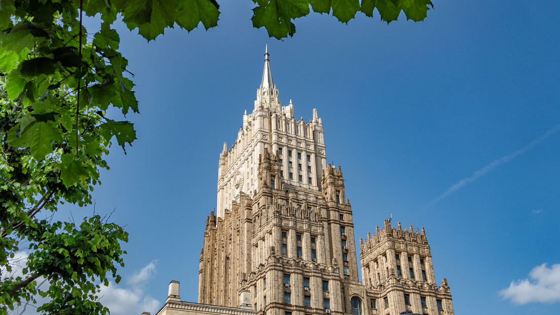 Москва: САД ће добити одговор на затварање руских дипломатских представништава