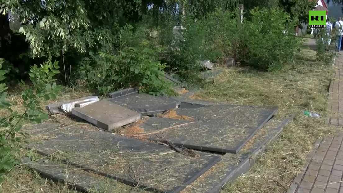 Srbi na zadušnice u Prištini: Razbijeni i porušeni spomenici, groblje u lošem stanju