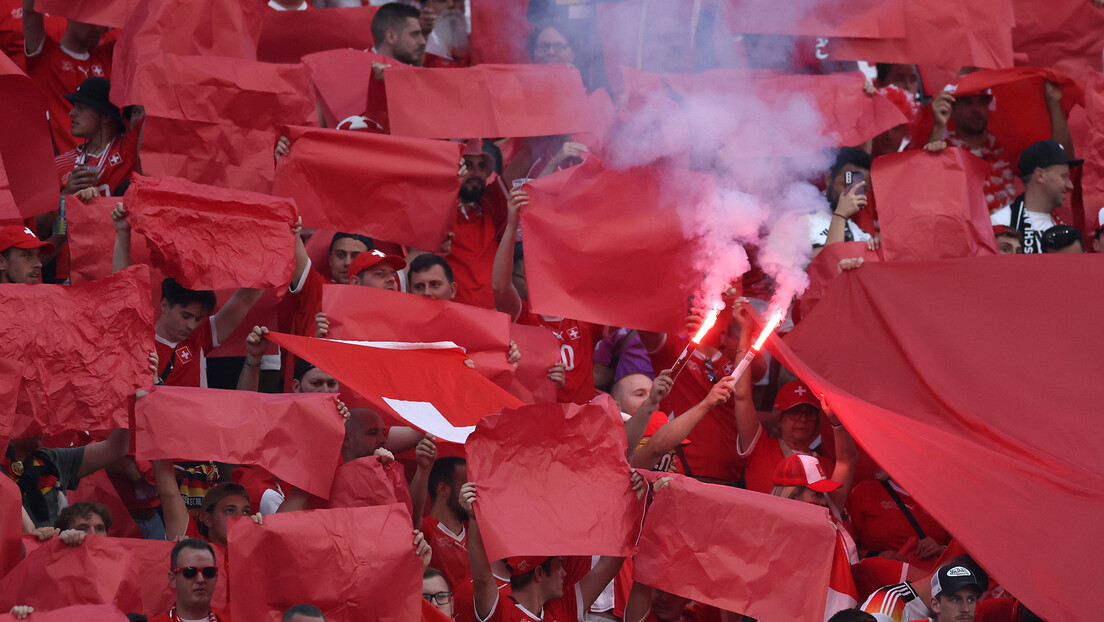 УЕФА казнила ФС Швајцарске због истицања заставе терористичке ОВК