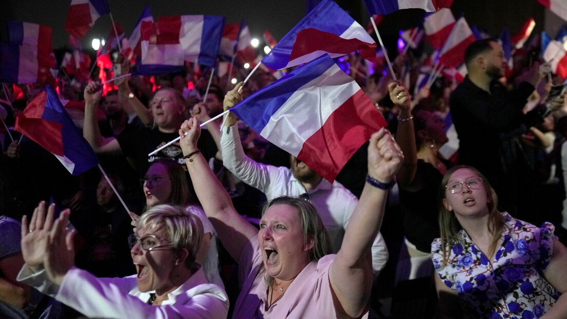 Francuska raspoređuje 30.000 policajaca zbog straha od nereda uoči izbora