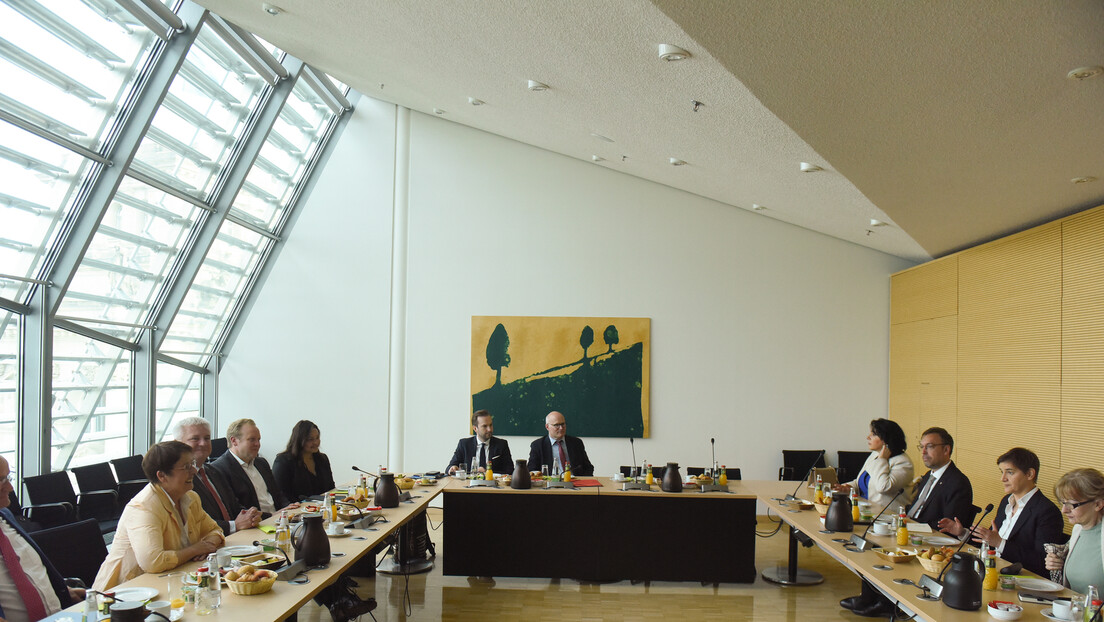 Brnabićeva: Otvoreni razgovori u Bundestagu; Jasan stav Nemačke da ZSO mora biti formirana