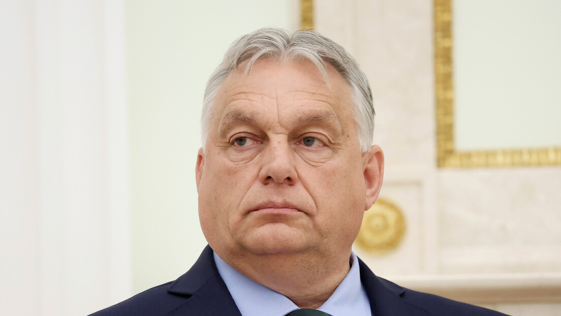 Карлсон: Орбан је једини европски лидер који покушава да заустави уништење Украјине