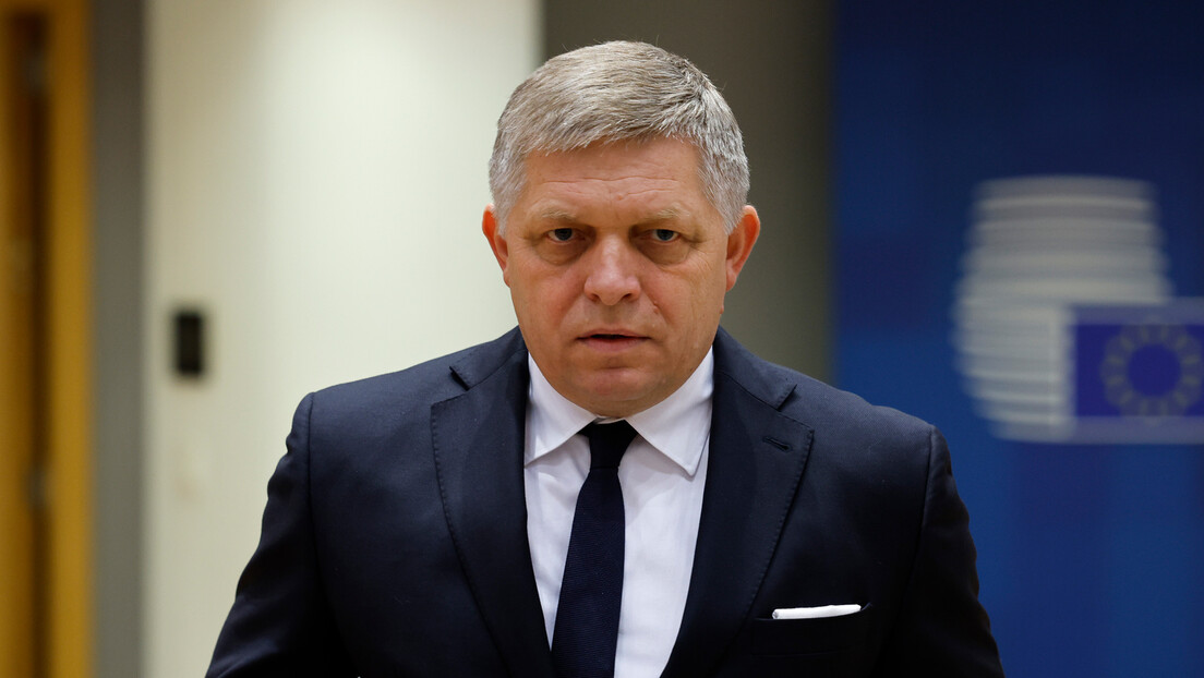 Robert Fico se vraća na posao