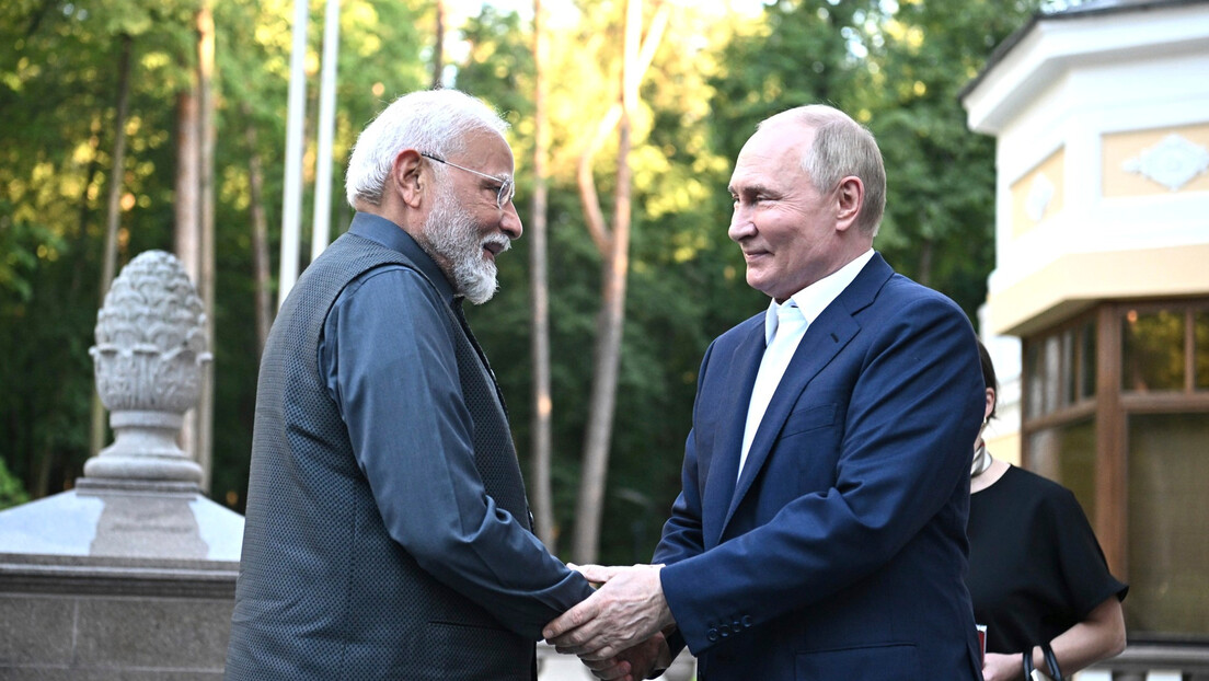 "Pokazatelj velikih promena": Koliki je značaj susreta Putina i Modija?
