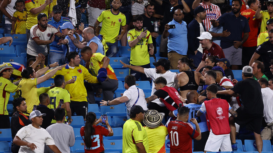 Nestvarne scene u Šarlotu - urugvajski fudbaleri se tukli sa navijačima na tribinama