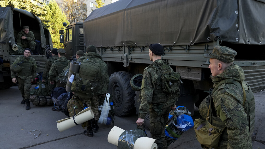 Радо иду Руси у војнике:  У руску војску се пријављује око 1.000 регрута дневно