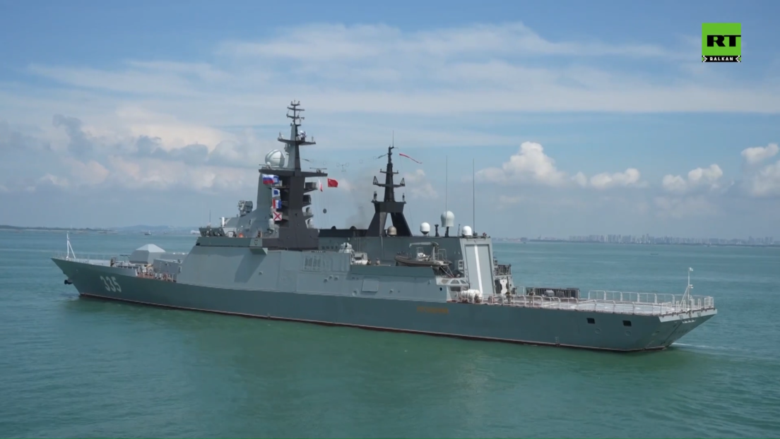 Руски бродови "Громки" и "Рeзки" упловили у кинеску луку: Почињу војне вежбе "Поморска сарадња 2024"