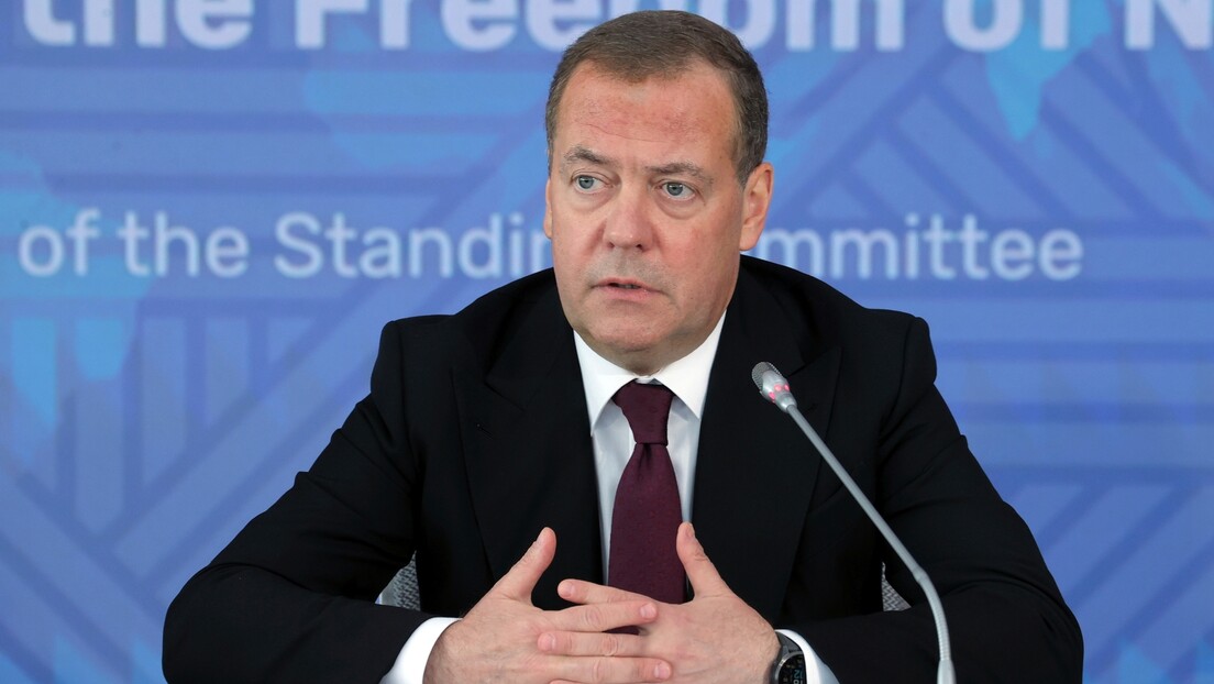 Medvedev: Ukrajina nikada neće ući u NATO, jer za 10 godina neće ni postojati