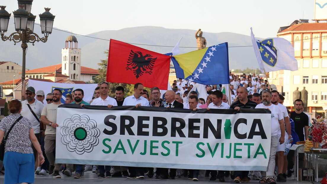 Мајке Сребренице и компанија траже извињење ЕУ због полагања венаца српским жртвама у Братунцу