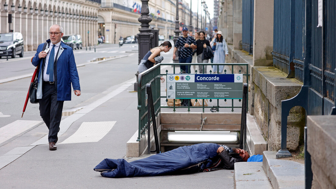 Власти Париза "чисте" град од бескућника пред Олимпијске игре