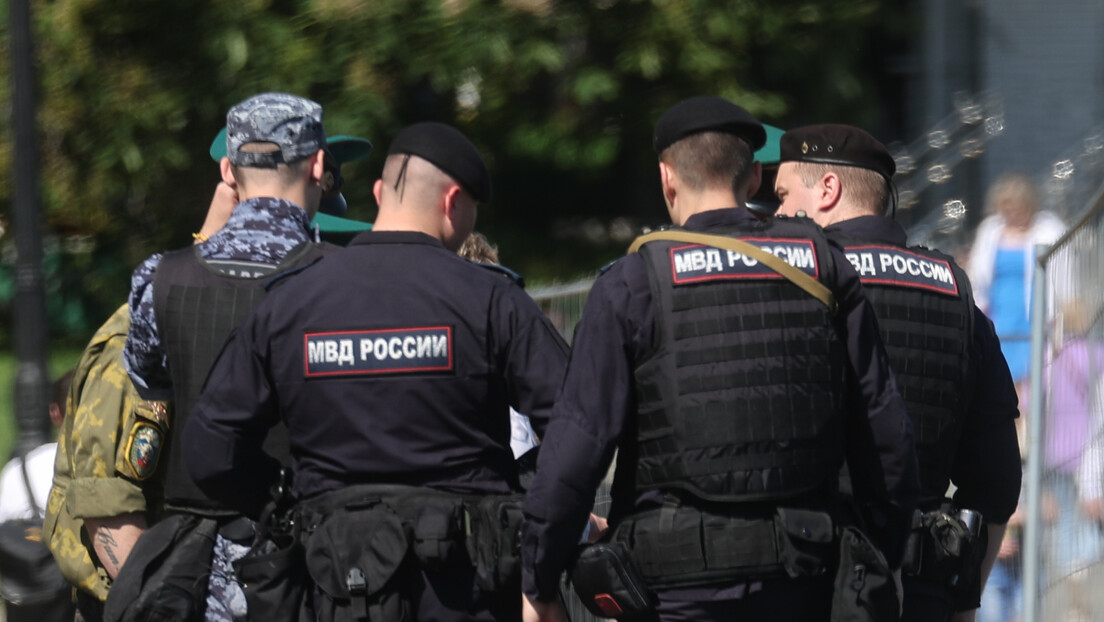 ФСБ привео Рускињу у Доњецку: Планирала да запали зграду суда