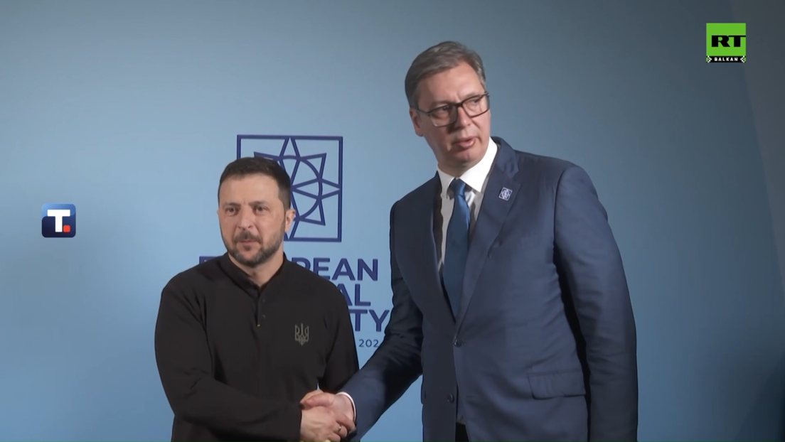 "Još sam živ": Kako se Vučić pozdravio sa Zelenskim (VIDEO)