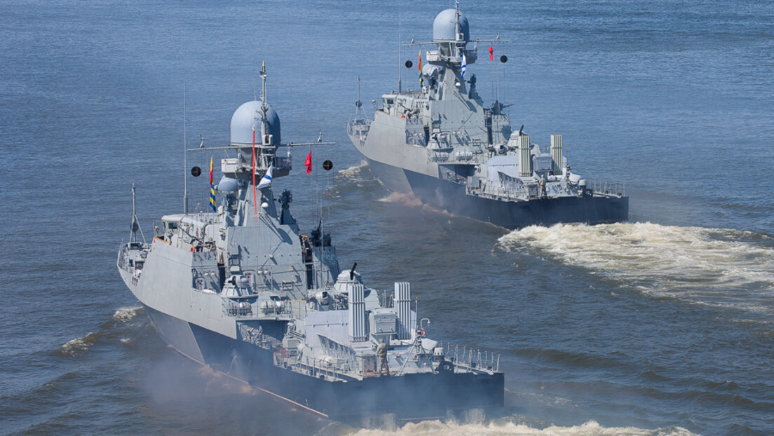 Русија и Иран одржавају поморске вежбе у Каспијском језеру