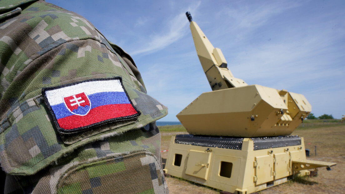 Slovački ministar odbrane: Povećavamo proizvodnju municije, ali nećemo naoružavati Ukrajinu