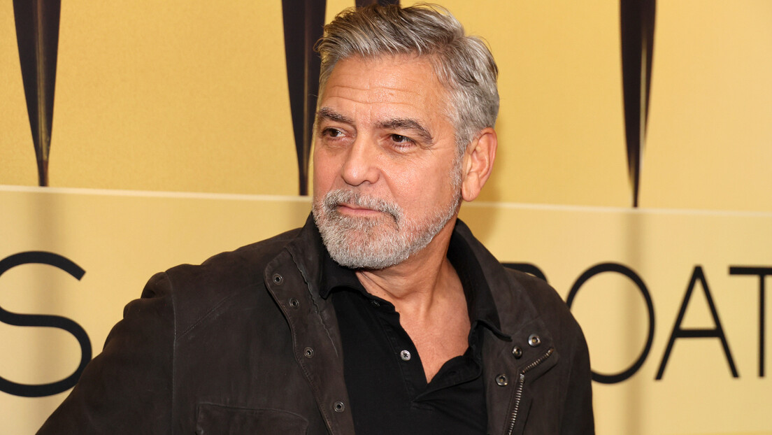 Džordž Kluni podržao kandidaturu Kamale Haris "u njenoj istorijskoj potrazi za avanturom"