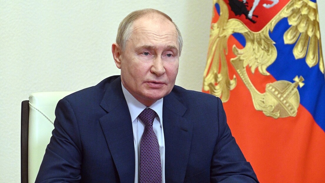 Putin: Cela Rusija podržava napredak novih regiona