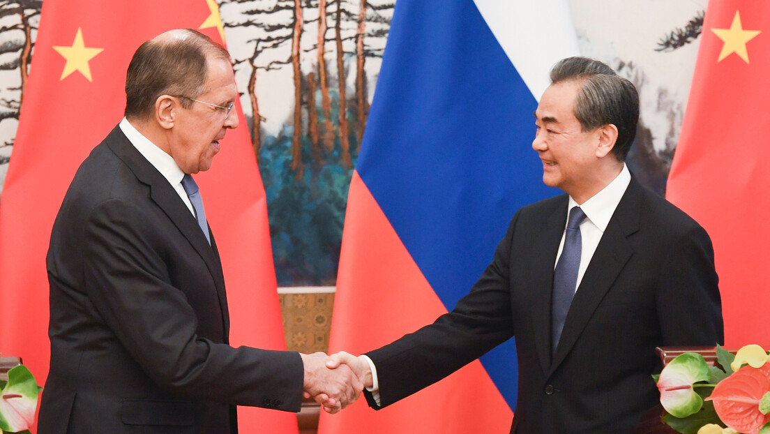 Lavrov i Vang Ji: Ruku pod ruku zajedno koračamo ka procvatu