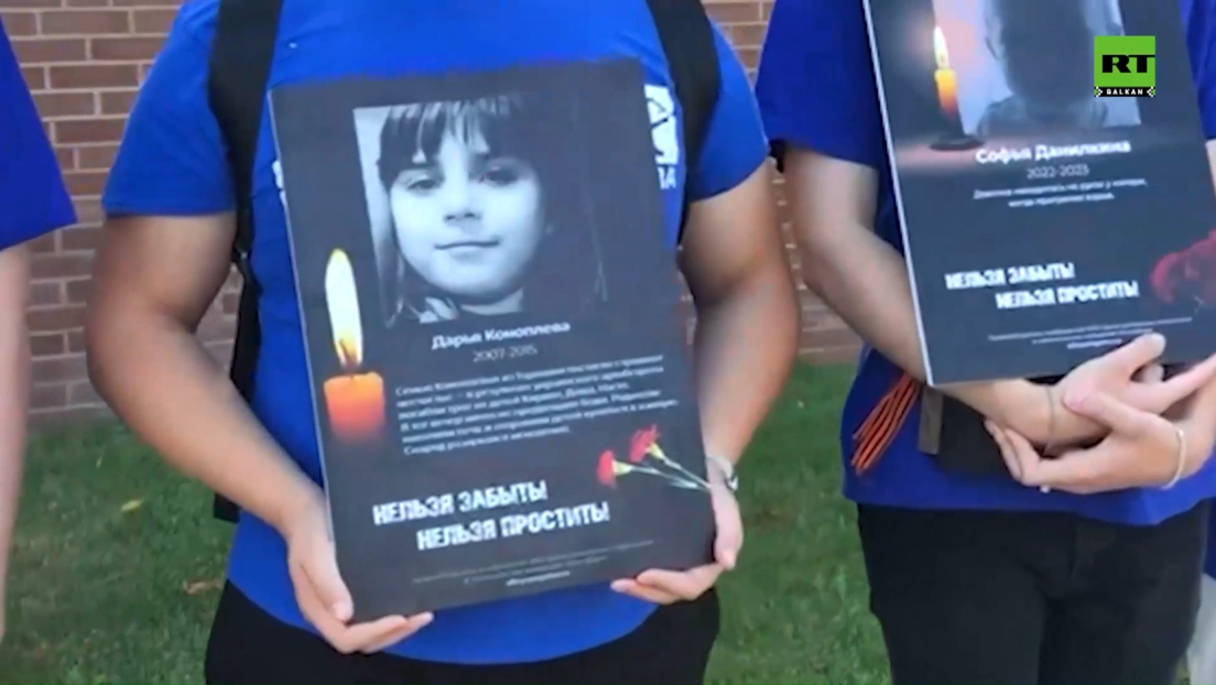 Москва одала почаст деци жртвама рата у Донбасу (ВИДЕО)