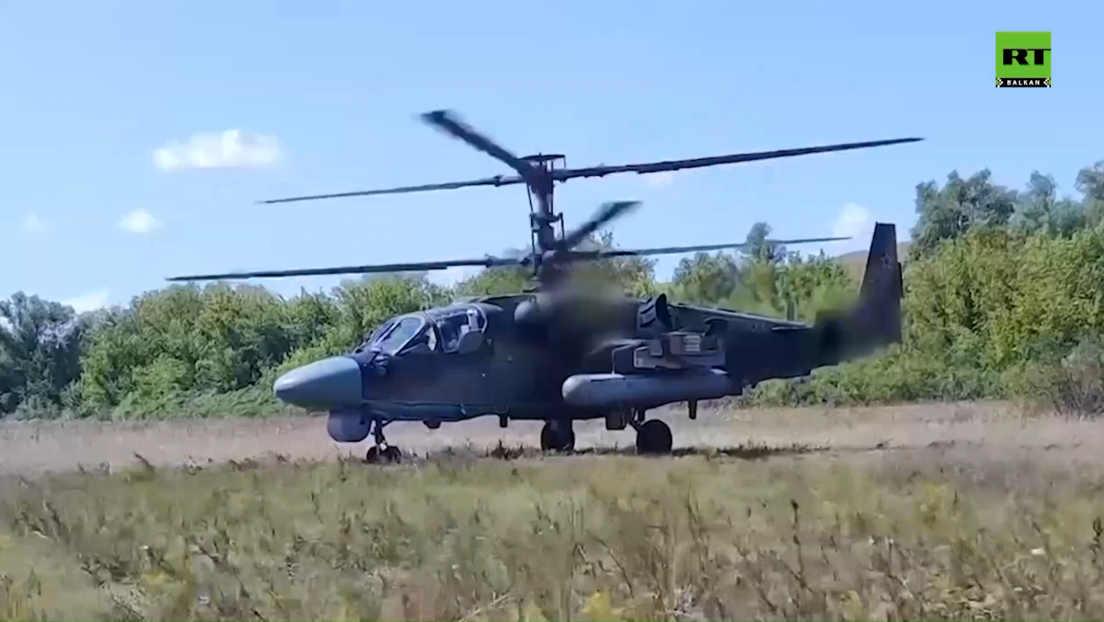 Snimak napada helikoptera Ka-52 na ukrajinsku vojsku u Kurskoj oblasti