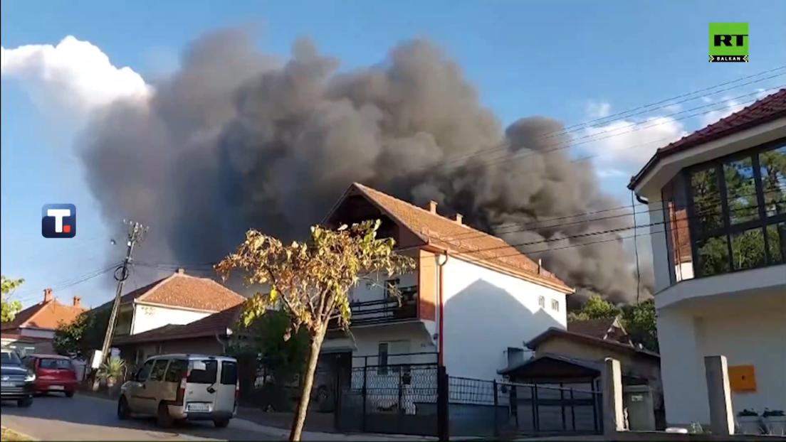 Gori fabrika peleta u Kragujevcu (VIDEO)