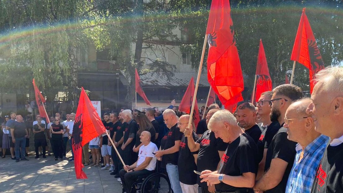 Протест Албанаца у Бујановцу, подршка Немачке њиховим захтевима (ВИДЕО)