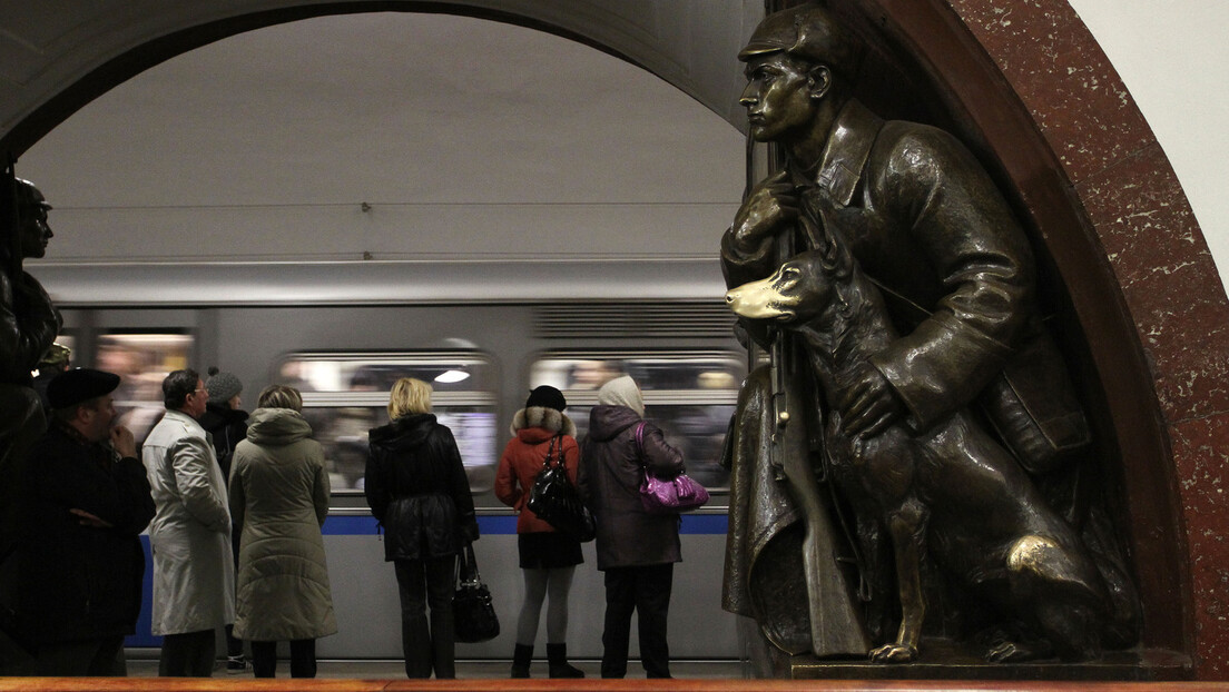 Kome se protrlja njuška, a kome cipelica: Za jednu stanicu moskovskog metroa vezuje se niz sujeverja