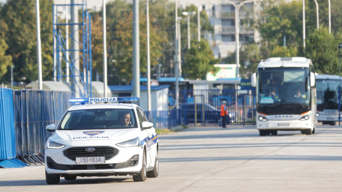 Hrvatska policija kaznila vozača zbog ustaških simbola na vozilu, pa povukla prekršajni nalog